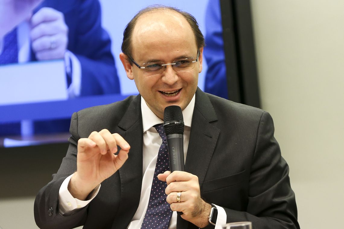 Marcelo Camargo/Agência Brasil O ministro da Educação, Rossieli Soares, participa de reunião da comissão de Educação da Câmara dos Deputados e lança a Cartilha de Orientação para Apresentação de Emendas Parlamentares ao Orçamento de 2019