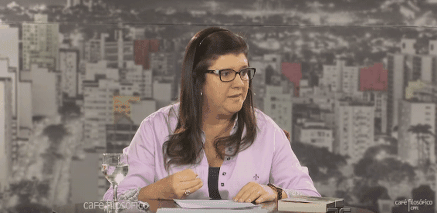 Psicanalista Maria Livia Tourinho Moretto no Café Filosófico Psicanalista Maria Livia Tourinho Moretto no Café Filosófico