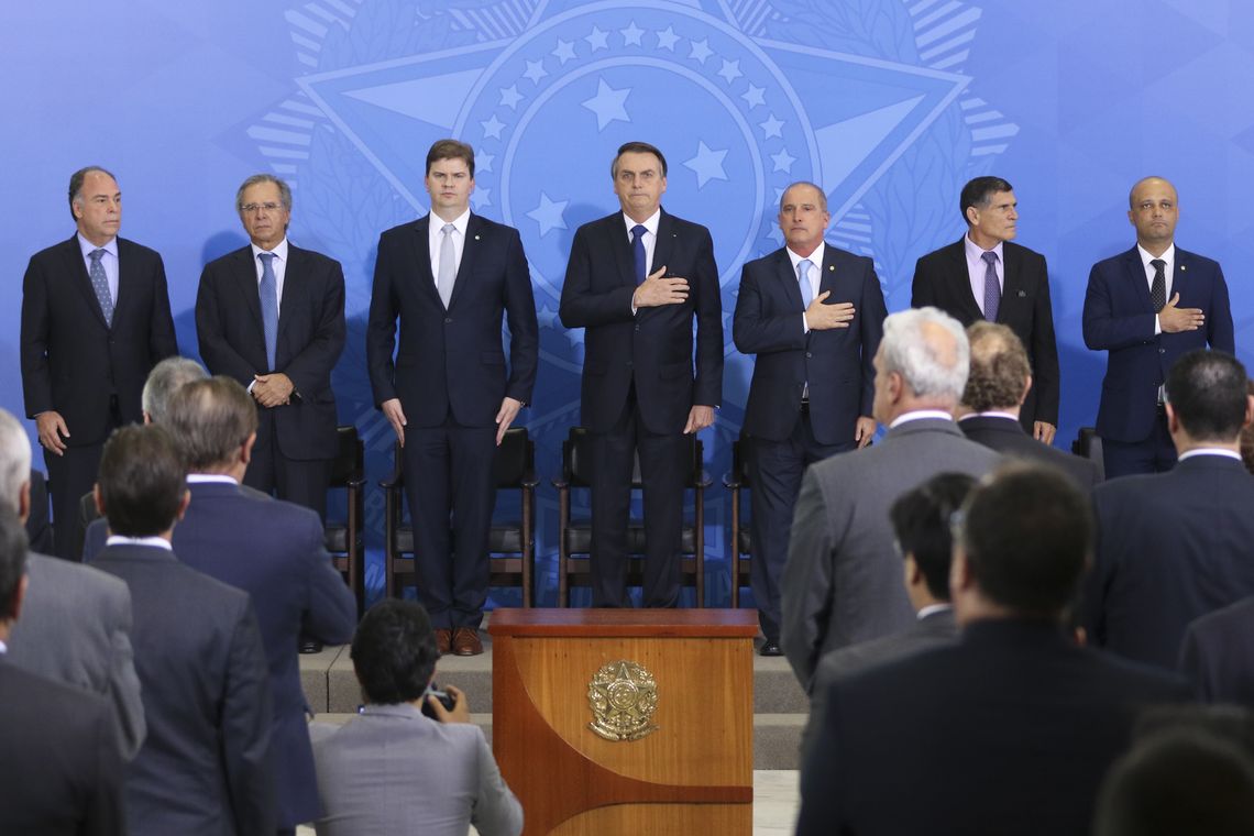 Valter Campanato/Agência Brasil O presidente Jair Bolsonaro participa de cerimônia da assinatura do decreto da Política Nacional de Desenvolvimento Regional e da entrega Oficial dos Planos Regionais da Amazônia, do Nordeste e do Centro-Oeste, no Palácio do Planalto.