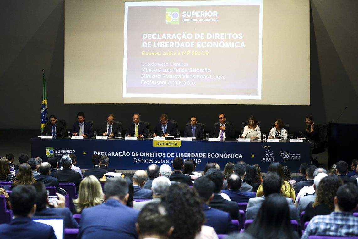 Marcelo Camargo/Agência Brasil O Ministro da Economia, Paulo Guedes, durante o Seminário Declaração de Direitos de Liberdade Econômica - Debates sobre a MP 881/19.