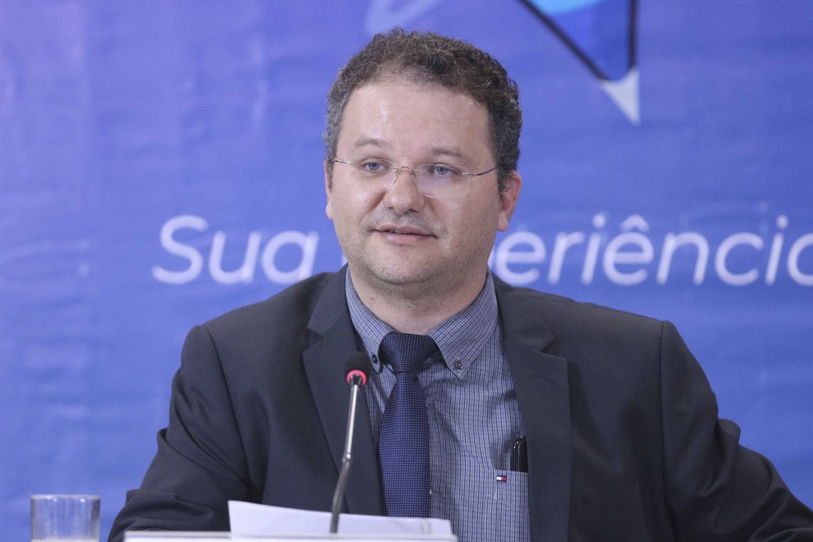 Valter Campanato/Agência Brasil O secretario de alfabetização do Ministério da Educação, Carlos Francisco de Paula Nadalim, lança a 12ª edição do Prêmio Professores do Brasil.