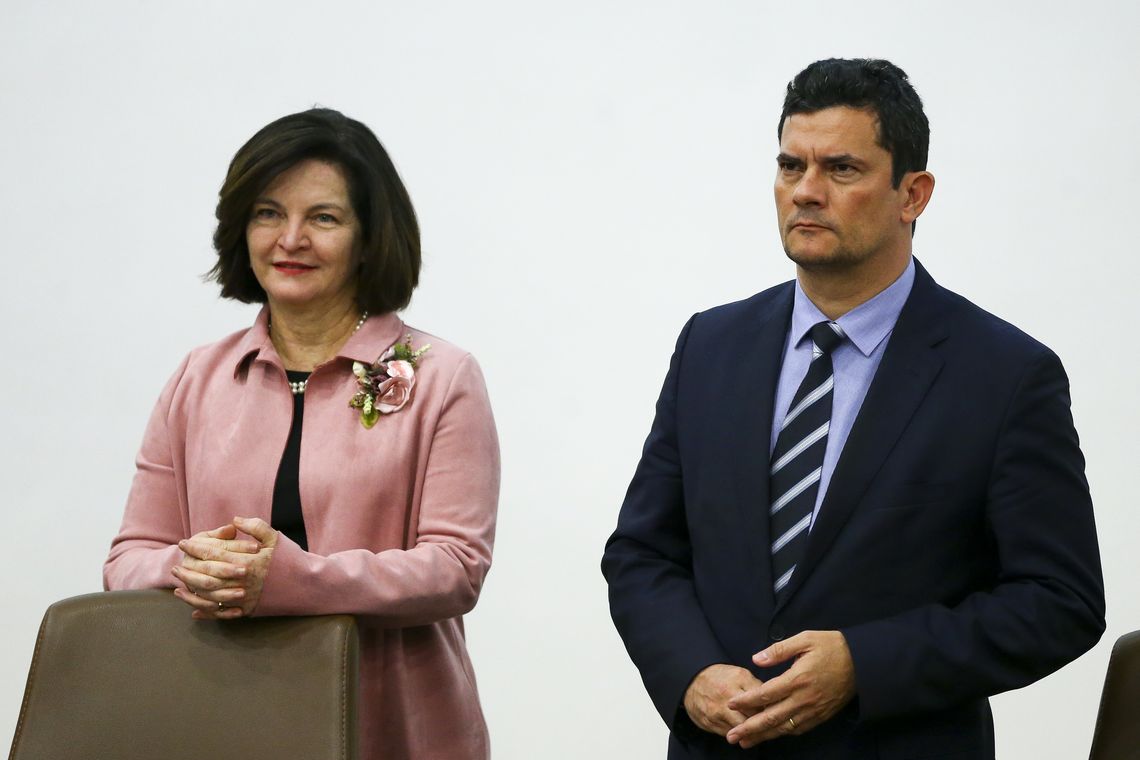 Marcelo Camargo/Agência Brasil A procuradora-geral da República, Raquel Dodge, e o ministro da Justiça e Segurança Pública, Sergio Moro, participam do seminário Diálogos Brasil-França: Persecução Penal e Gestão de Ativos, no Ministério da Justiça.