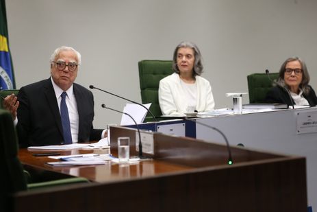 O Fórum Brasileiro sobre Liberdade de Imprensa do Conselho Nacional de Justiça (CNJ) promove, hoje, o Seminário “30 anos sem censura: A Constituição de 1988 e a Liberdade de Imprensa. A presidente do STF e do CNJ, ministra Cármen Lúcia./José Cruz/Agência Brasil O Fórum Brasileiro sobre Liberdade de Imprensa do Conselho Nacional de Justiça (CNJ) promove, hoje, o Seminário “30 anos sem censura: A Constituição de 1988 e a Liberdade de Imprensa. A presidente do STF e do CNJ, ministra Cármen Lúcia.