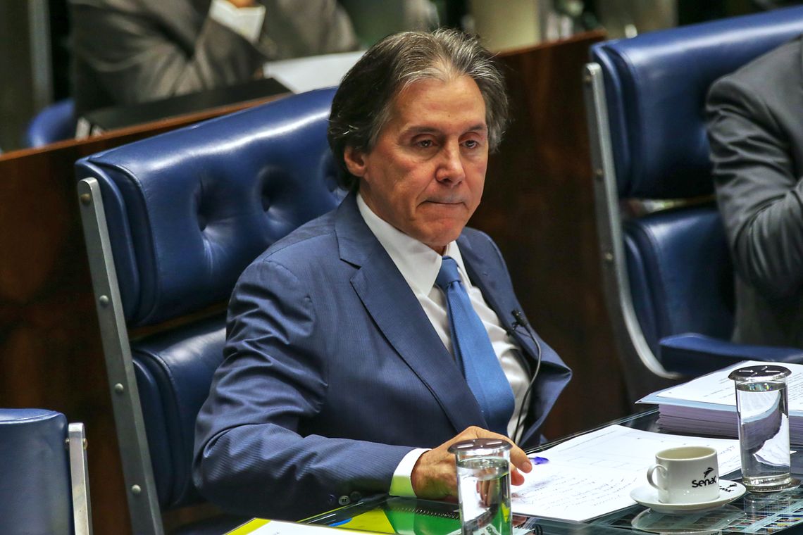 Fabio Rodrigues Pozzebom/Agência Brasil O presidente do Senado, Eunício Oliveira, durante sessão plenária que aprovou o PLC 19/2018, que cria o Sistema Único de Segurança Pública e a Política Nacional de Segurança Pública e Defesa Social.