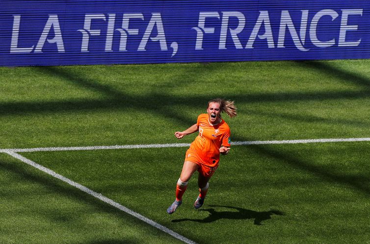 Jill Roord, jogadora da seleção da Holanda na Copa do Mundo de Futebol Feminino - França 2019. 