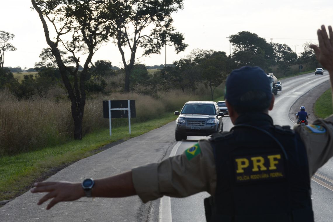 Fiscalização nas estradas (Arquivo/Marcello Casal Jr/Agência Brasil)
