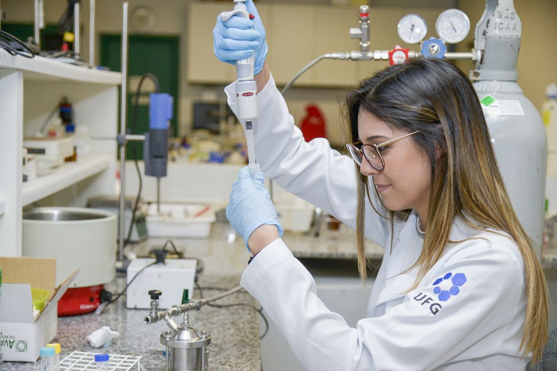 Sarah Rodrigues Fernandes,Cientistas da UFG desenvolvem medicamento que reverte overdose de cocaína