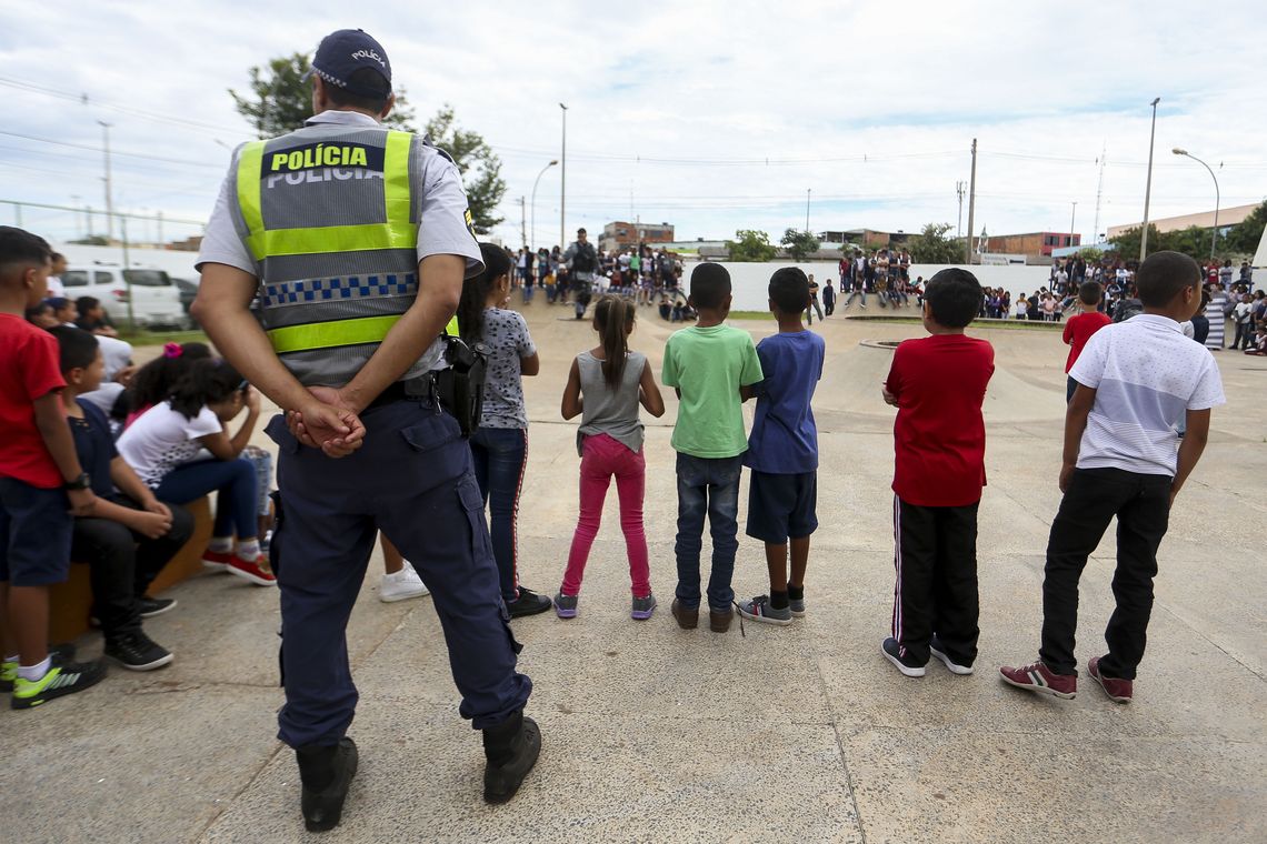 Marcelo Camargo/Agência Brasil Primeiro dia de aulas no CED 01 da Estrutural, uma das escolas públicas do DF onde foi implementado o modelo cívico-militar.