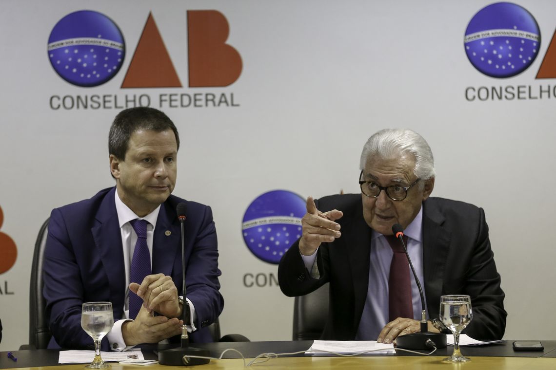 Fabio Rodrigues Pozzebom/Agência Brasil O presidente da OAB, Cláudio Lamachia, e o presidente do Sebrae, Guilherme Afif Domingos, falam sobre o mandado de segurança que o Sebrae entrou no STF contra a medida provisória que criou a Agência Brasileira de Museus (Abram).