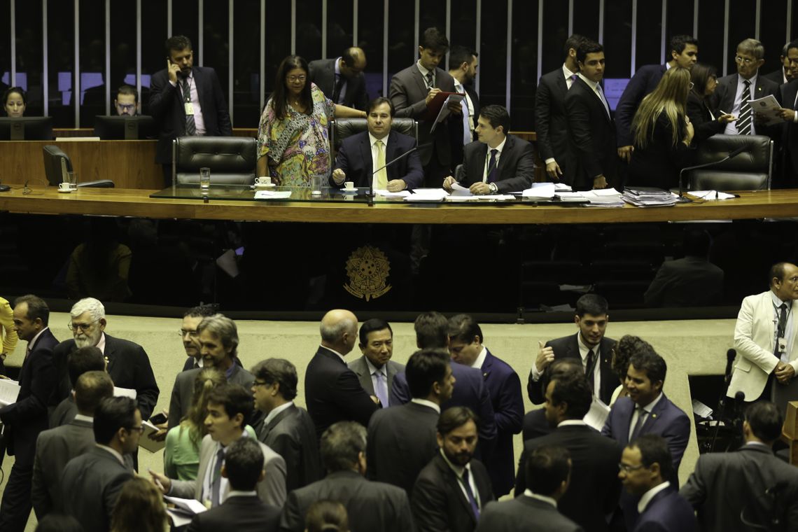 A votação da MP 845, que cria o Fundo Nacional de Desenvolvimento Ferroviário (FNDF), foi adiada na Câmara.