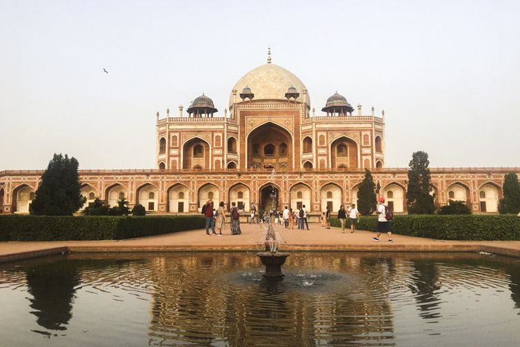 Túmulo de Humaium, em Deli, considerado patrimônio mundial pela Unesco e cuja arquitetura serviu de modelo para o Taj Mahal, em Agra.
