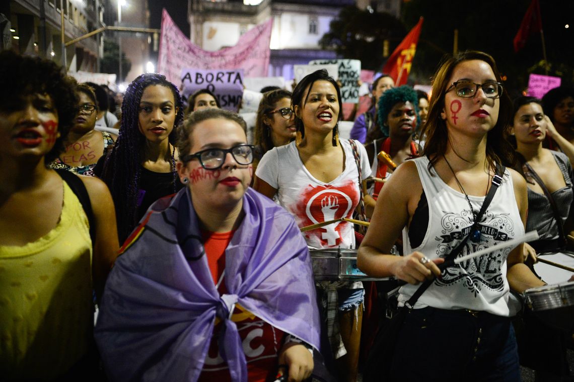 Tomaz Silva/Agência Brasil Rio de Janeiro - Mulheres fazem ato contra cultura do estupro, na Igreja da Candelária, centro da cidade (Tomaz Silva/Agência Brasil)