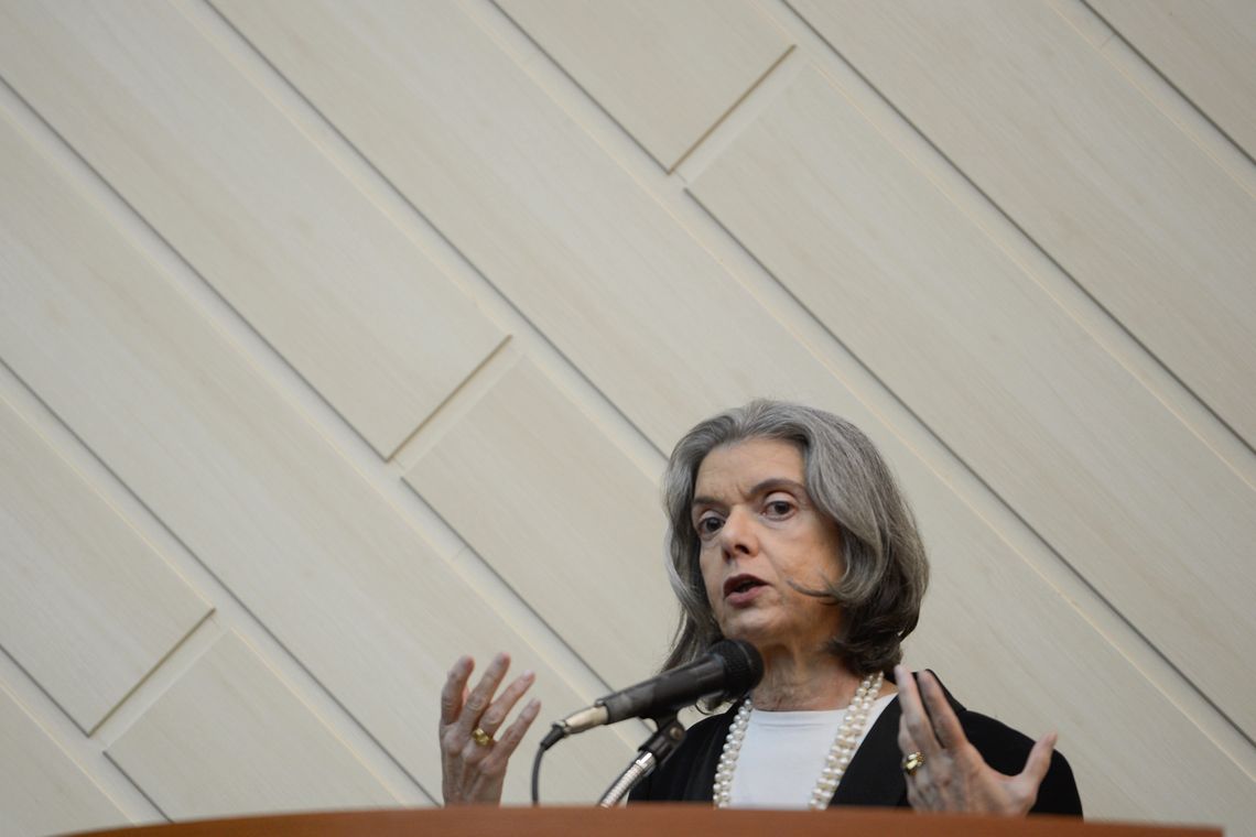 Tânia Rêgo/Agência Brasil Rio de Janeiro - A presidente do Supremo Tribunal Federal (STF), Cármen Lúcia, faz conferência sobre o tema: Brasil para a Paz, no Tribunal de Justiça do Rio (Tânia Rêgo/Agência Brasil)