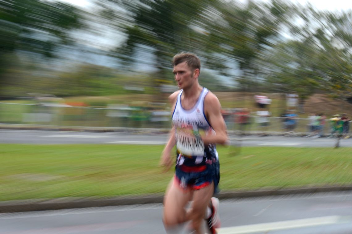 Tânia Rêgo/Agência Brasil Rio de Janeiro - Sob chuva forte atletas da maratona masculina passam pelo aterro do Flamengo (Tânia Rêgo/Agência Brasil)