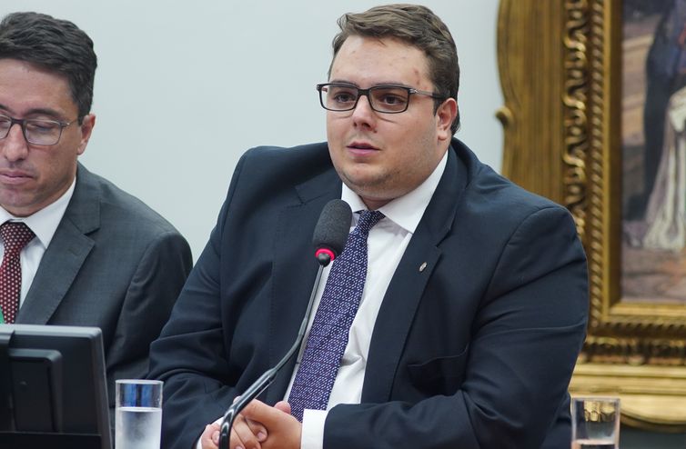 Instalação da Comissão e eleição para presidente e vice-presidentes. Presidente, dep. Felipe Francischini 