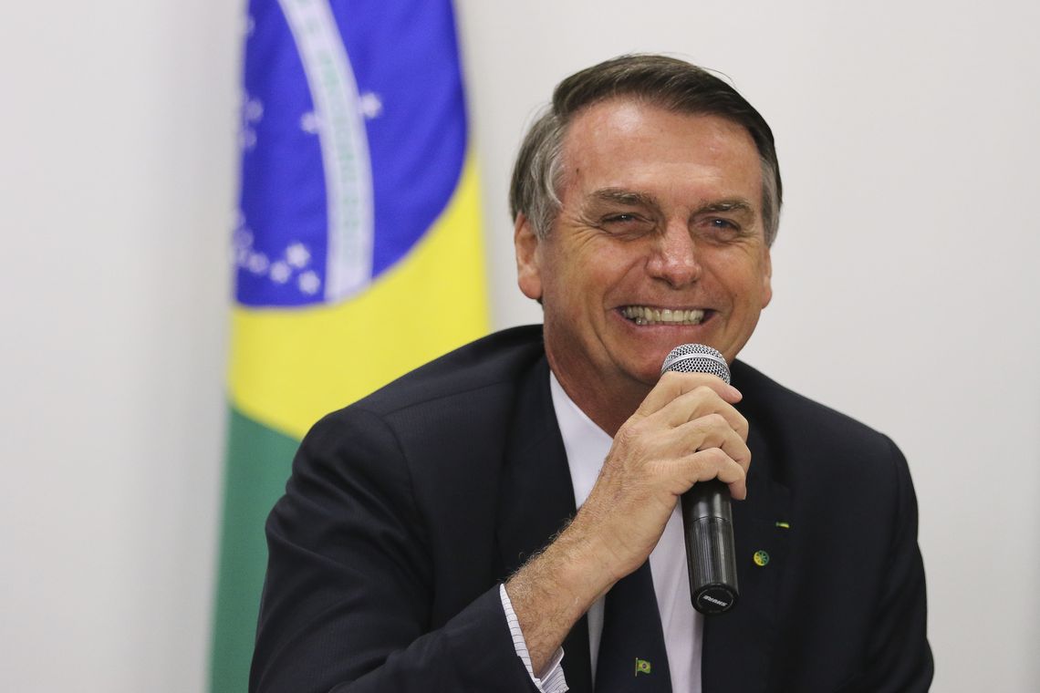 Valter Campanato/Agência Brasil O presidente Jair Bolsonaro participa de videoconferência com escola atendida pelo programa Gesac.