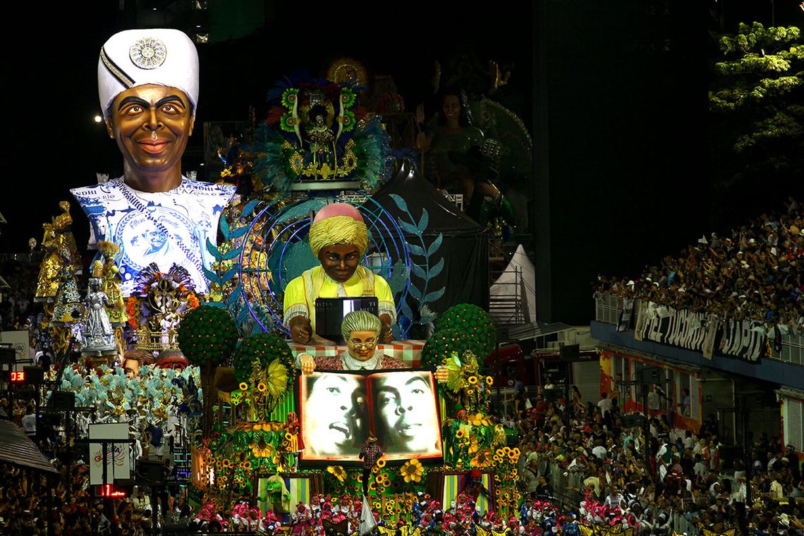 Divulgação/LigaSP São Paulo – Escola de samba Vai-Vai no segundo dia de desfile das escolas de samba paulistanas do Grupo Especial (Divulgação/LigaSP)