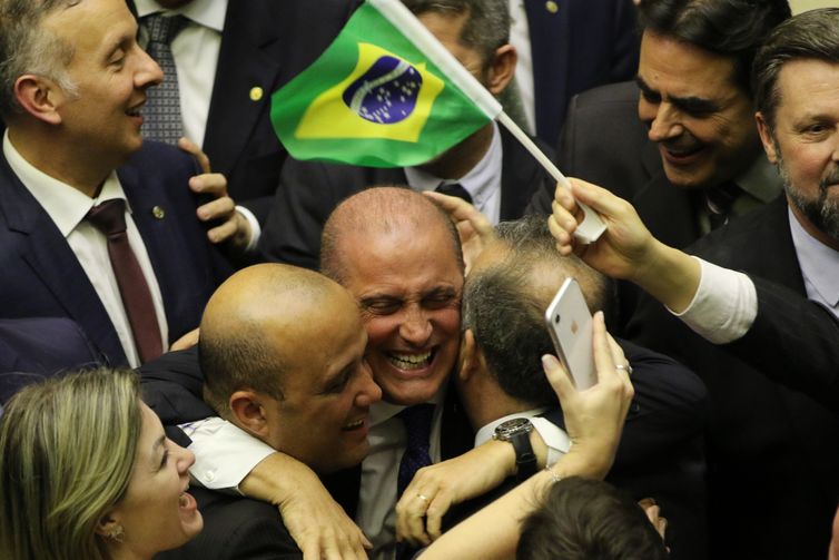O deputado, Onyx Lorenzoni, durante comemoração da aprovação do  texto-base da reforma da Previdência na Câmara dos Deputados