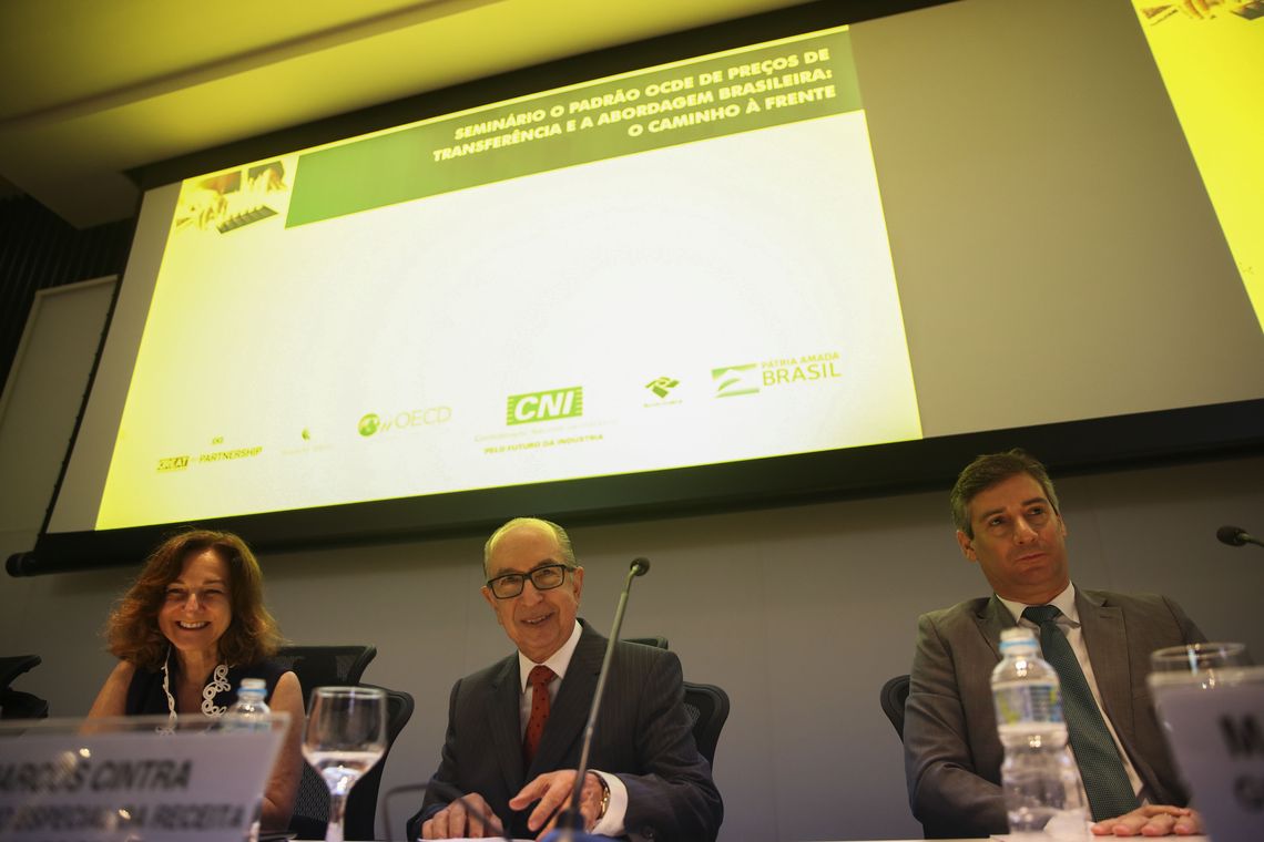 José Cruz/Agência Brasil O secretário especial da Receita Federal, Marcos Cintra, participa do seminário, O padrão OCDE de preços de transferência e a abordagem brasileira: o caminho à frente.