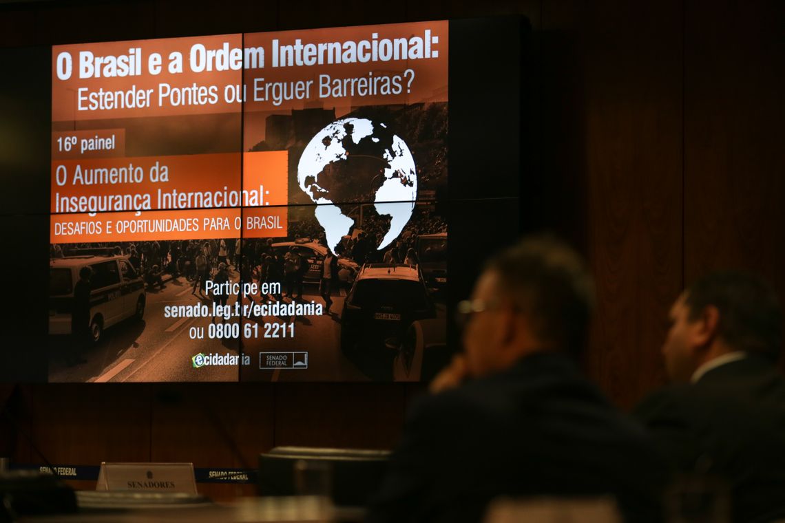 Fabio Rodrigues Pozzebom/Agência Brasil Brasília - CRE do Senado debate O Brasil e a Ordem Internacional: estender pontes ou erguer barreiras? com o tema o aumento da insegurança internacional: desafios e oportunidades (Fabio Rodrigues Pozzebom/Agência Brasil)