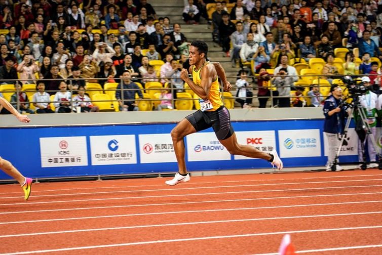 Aldemir Júnior é campeão da prova dos 200m nos 7º Jogos Mundiais Militares!
