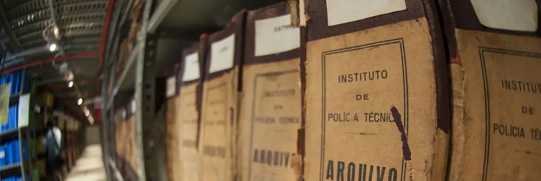 Arquivos da ditadura Sala com os arquivos do extinto Departamento Estadual de Ordem Política e Social (DEOPS) de São Paulo que estão sendo digitalizados e disponibilizados na Internet
