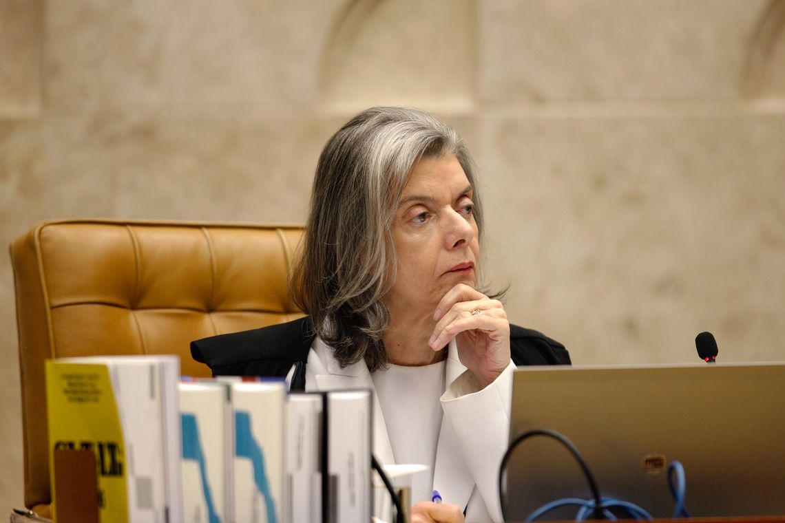 Rosinei Coutinho/SCO/STF Brasília - Ministra Cármen Lúcia preside sessão do Supremo Tribunal Federal (STF) para decidir se parlamentares podem ser afastados do mandato (Rosinei Coutinho/SCO/STF)
