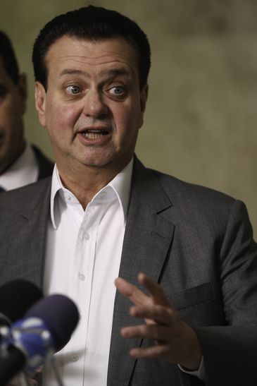 O ministro da Ciência, Tecnologia, Inovação e Comunicações, Gilberto Kassab, fala durante cerimônia de assinatura do decreto que regulamenta o sistema de retransmissão de emissoras de rádio e televisão no Brasil.