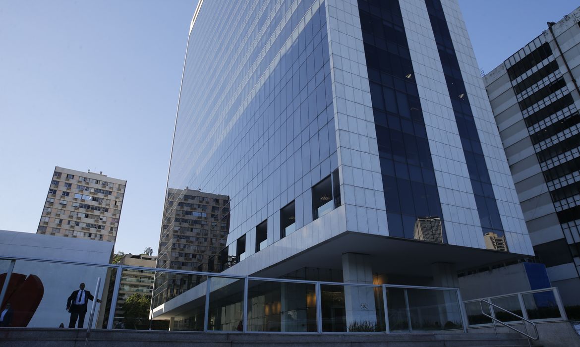 Torre Oscar Niemeyer, na Praia de Botafogo, onde funciona a sede da Vale no Rio de Janeiro.
