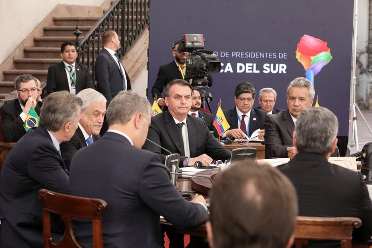 O presidente do Brasil, Jair Bolsonaro, durante abertura do fÃ³rum que discute a criaÃ§Ã£o do Prosul, nova comunidade de paÃ­ses latino-americanos que deverÃ¡ substituir a UniÃ£o das NaÃ§Ãµes Sul-Americanas (Unasul).