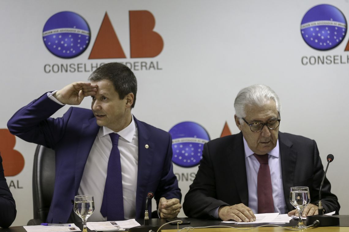 Fabio Rodrigues Pozzebom/Agência Brasil O presidente da OAB, Cláudio Lamachia, e o presidente do Sebrae, Guilherme Afif Domingos, falam sobre o mandado de segurança que o Sebrae entrou no STF contra a medida provisória que criou a Agência Brasileira de Museus (Abram).