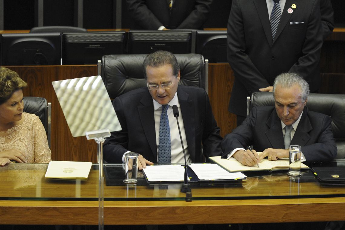 Antonio Cruz/Agência Brasi A presidenta Dilma Rousseff durante cerimônia do Compromisso Constitucional, leitura do Termo de Posse e o pronunciamento no Congresso Nacional (Antonio Cruz/Agência Brasil)