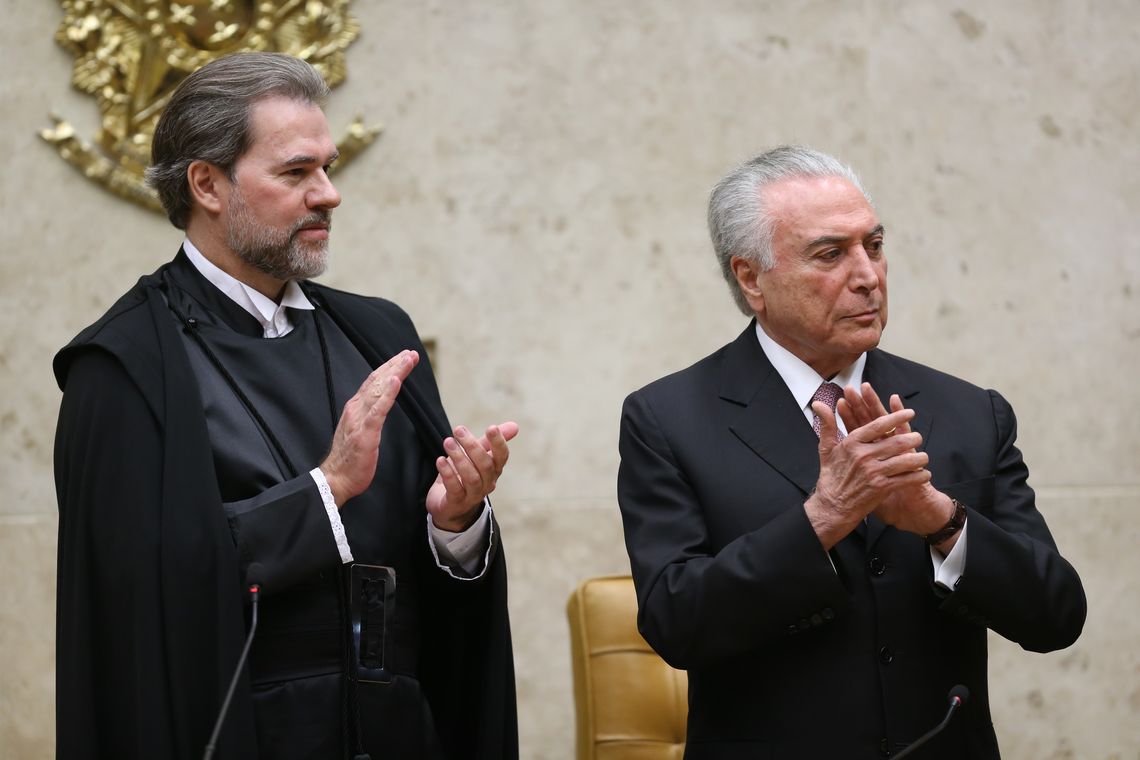 Fabio Rodrigues Pozzebom/Agência Brasil O novo presidente do Supremo Tribunal Federal (STF), ministro Dias Toffoli, e o presidente Michel Temer, durante sessão solene de posse.