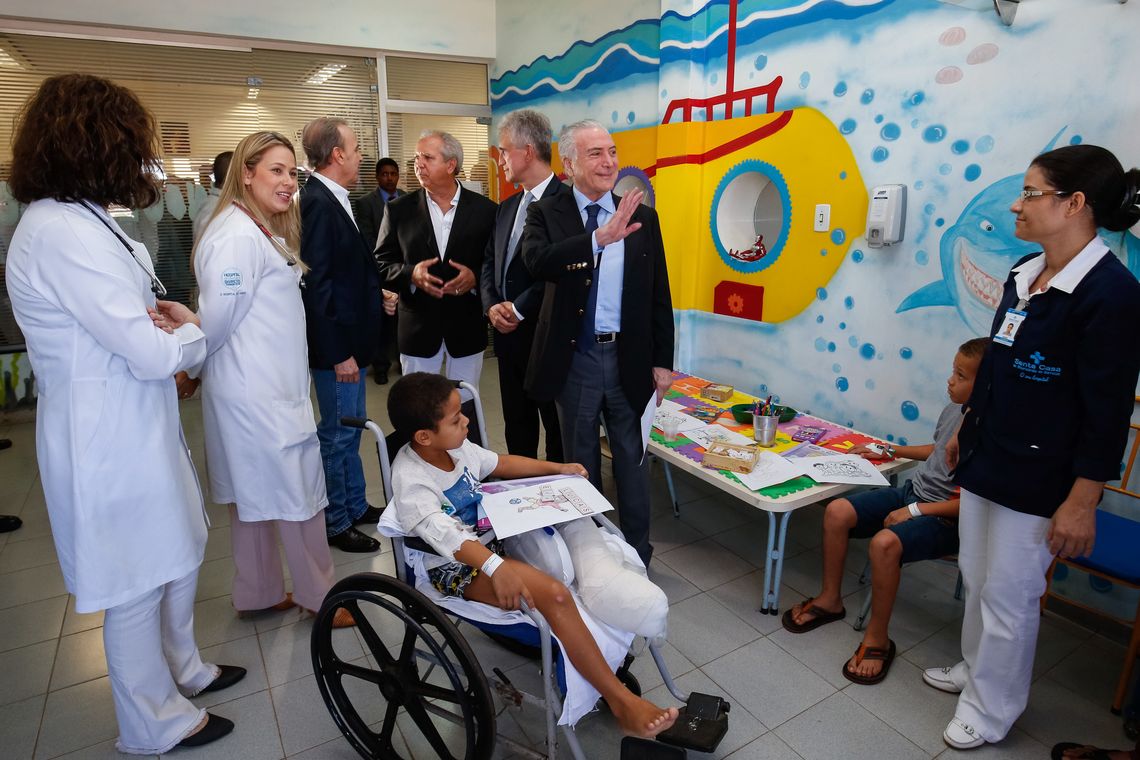Alan Santos/PR Presidente Michel Temer visita instalações da Santa Casa de Misericórdia, em Barretos (SP).
