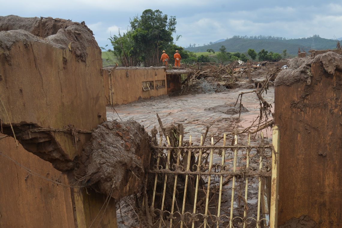 Antonio Cruz/ Agência Brasil Mariana (MG) - Distrito de Bento Rodrigues, em Mariana (MG), atingido pelo rompimento de duas barragens de rejeitos da mineradora Samarco (Antonio Cruz/Agência Brasil)