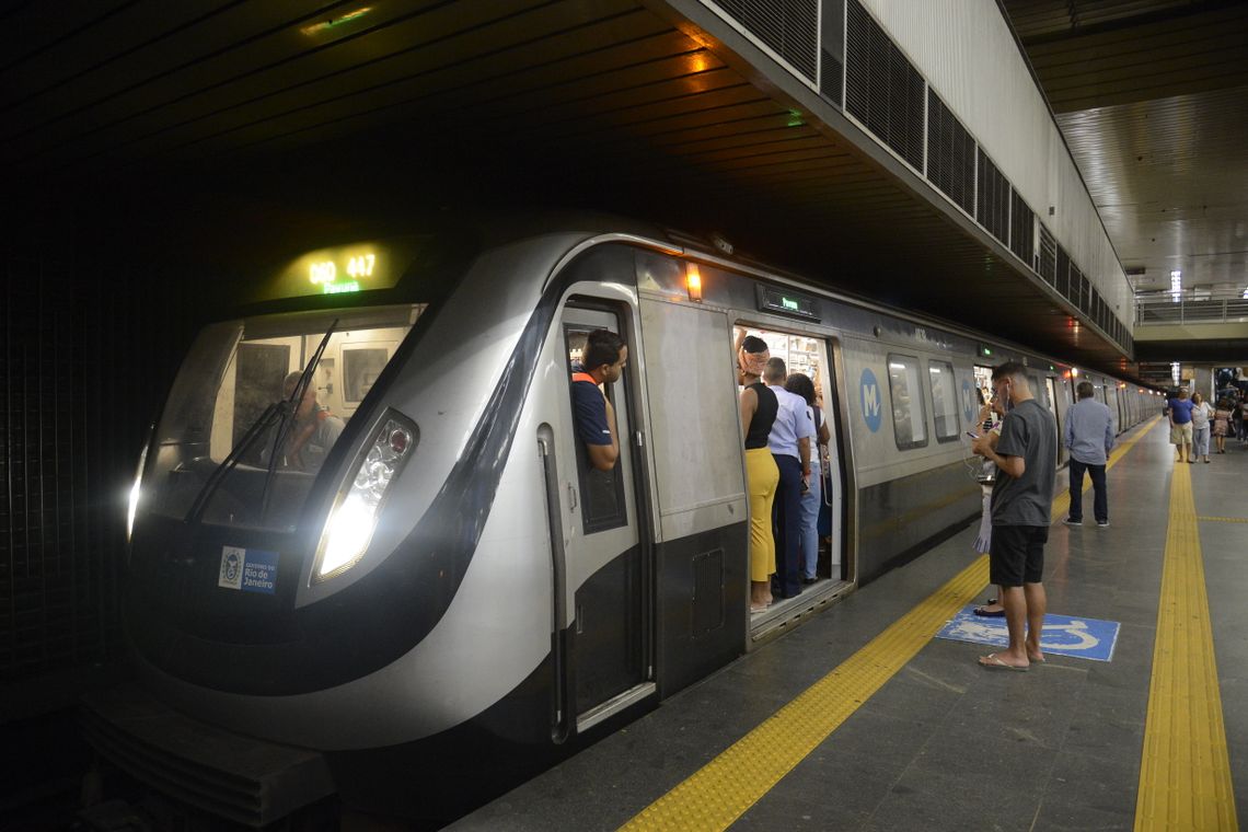 Fernando Frazão/Agência Brasil Plataforma de embarque da estação Central do Metrô Rio, no centro da cidade.