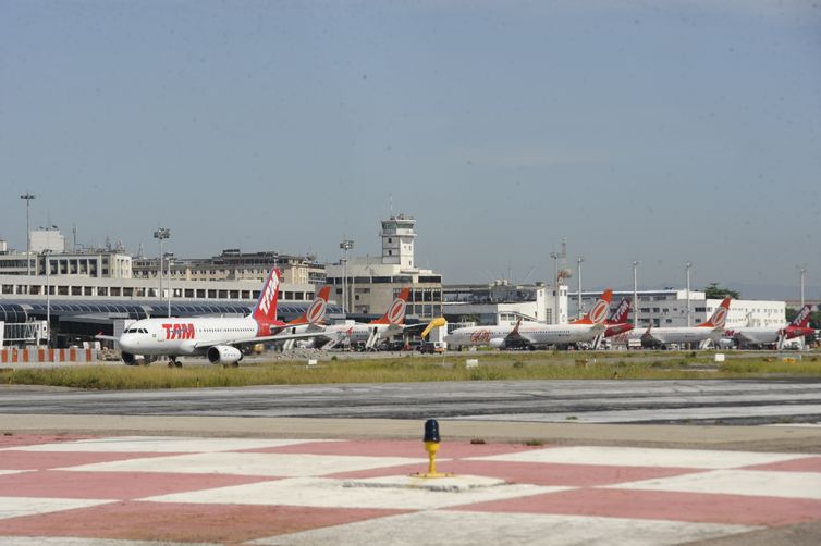 Avião
