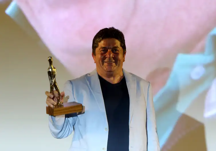  O ator homenageado da noite, Stepan Nercessian, durante a abertura do 52º Festival de Brasília do Cinema Brasileiro