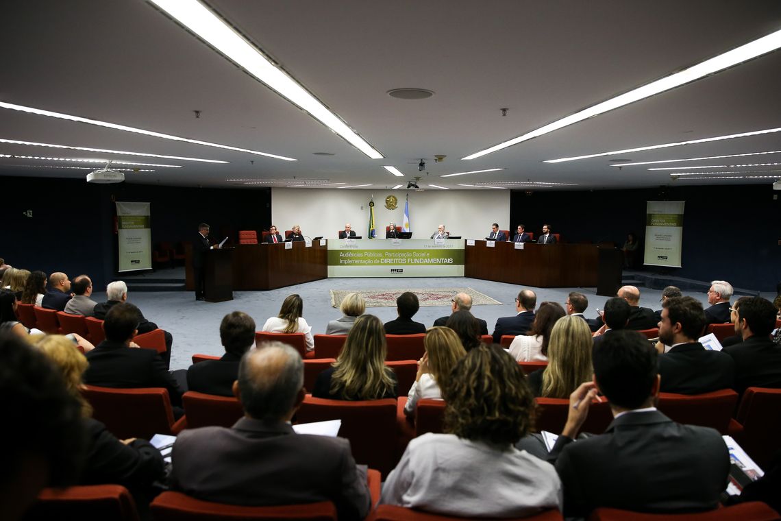 Marcelo Camargo/Agência Brasil Brasília - O presidente da Corte Suprema da Argentina, Ricardo Lorenzetti, participa da palestra Audiências Públicas, Participação Social e Implementação de Direitos Fundamentais – A experiência da Corte Suprema Argentina (Marcelo Camargo