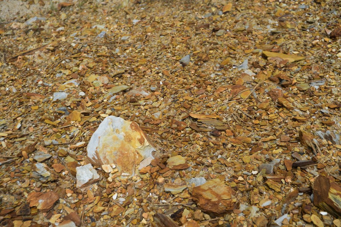 ABR A proximidade entre as atividades de mineração e os bairros da cidade e a possibilidade de intoxicação por metais pesados liberados durante a extração do ouro deixam a população preocupada. (José Cruz/Agência Brasil)