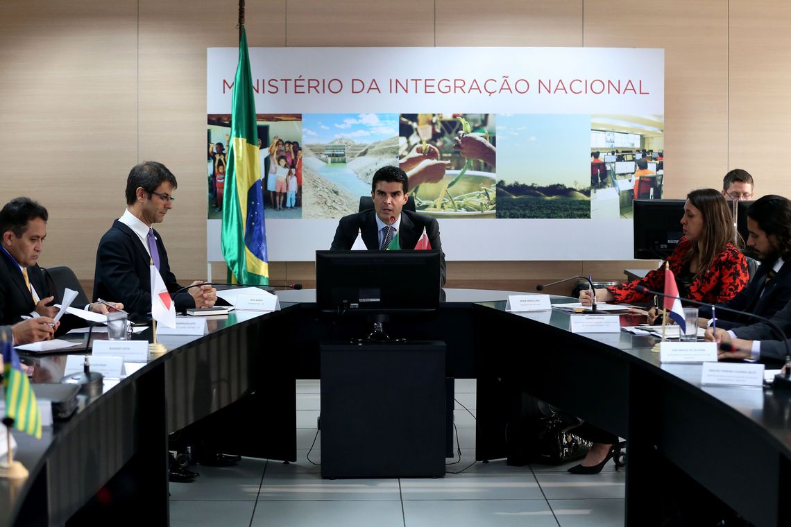 Wilson Dias/Agência Brasil Brasília - O ministro da Integração Nacional, Helder Barbalho, coordena a primeira reunião da Câmara Técnica do Plano Novo Chico, programa de revitalização da bacia hidrográfica do Rio São Francisco (Wilson Dias/Agência Brasil)