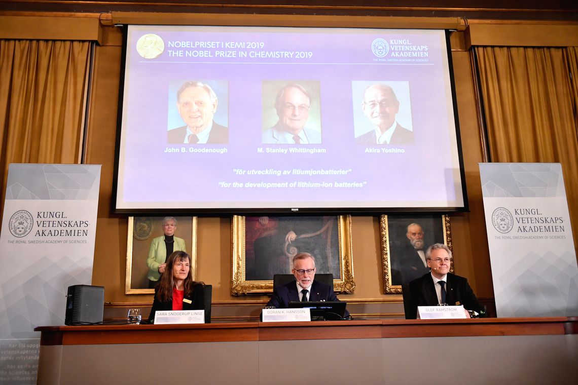 Goran K Hansson (C), Secretary General of the Royal Swedish Academy of Sciences, and academy members Sara Snogerup Linse (L) and Olof Ramstrom, announce the winners of the 2019 Nobel Prize in Chemistry during a news conference at the Royal