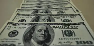 Dolar-Moeda estrangeira