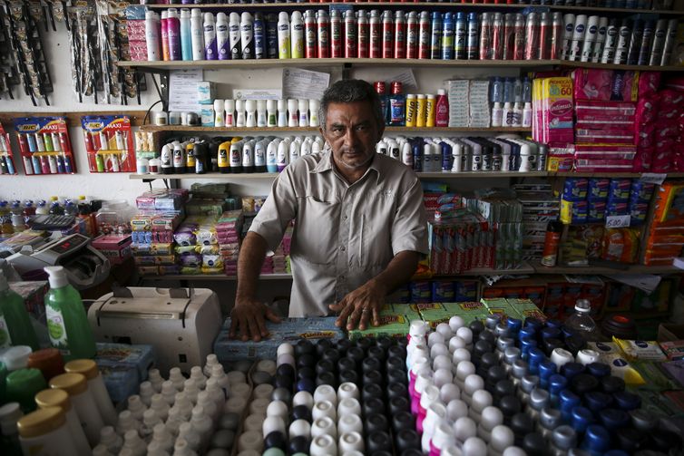 Oracy Cardoso, comerciante brasileiro em Pacaraima.