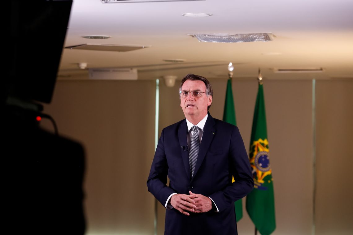 O presidente Jair Bolsonaro decidiu convocar cadeia nacional de rÃ¡dio e televisÃ£o, para anunciar medidas do governo federal para conter incÃªndios na Floresta AmazÃ´nica