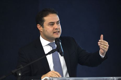 Brasília –  O governador de Alagoas, Renan Filho, participou de audiência proposta pelo ministro Edson Fachin, do STF com governadores para discutir as dívidas dos estados (José Cruz/Agência Brasil)