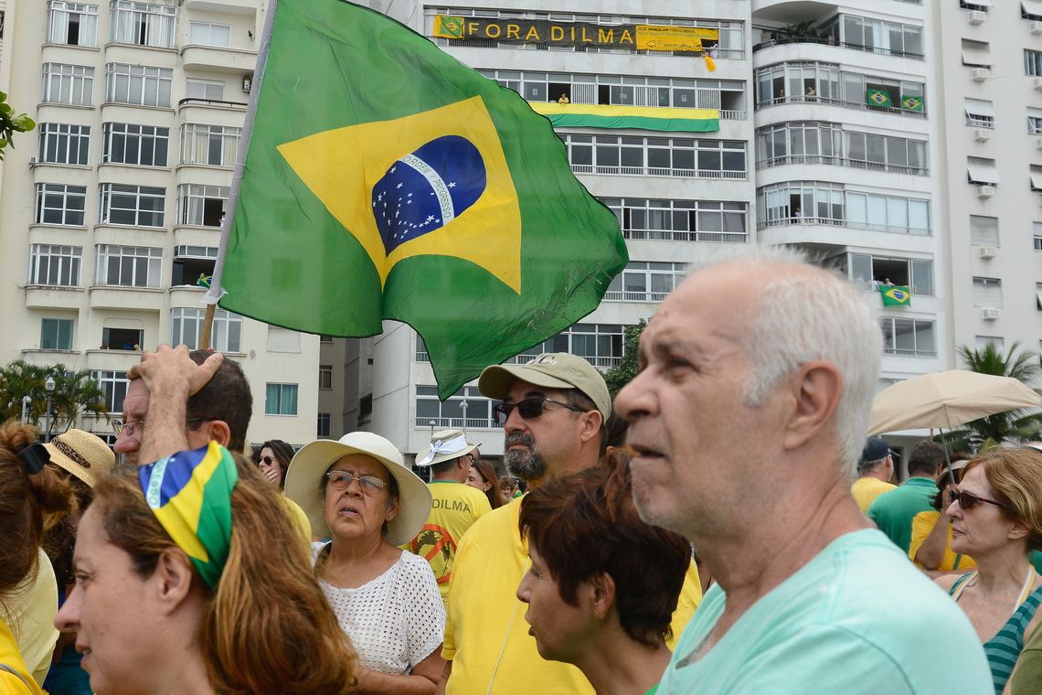 Tânia Rêgo/Agência Brasil Rio de Janeiro - Manifestação em Copacabana contra a corrupção e pela saída da presidenta Dilma Rousseff (Tânia Rêgo/Agência Brasil)