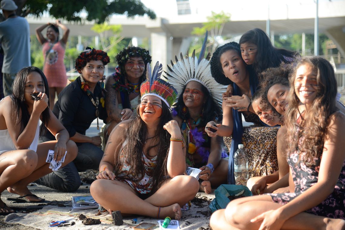 Tomaz Silva/Agência Brasil Rio de Janeiro - Na Aldeia Maracanã, representantes de diversas etnias participam de atividades especiais para lembrar o Dia do Índio (Tomaz Silva/Agência Brasil)