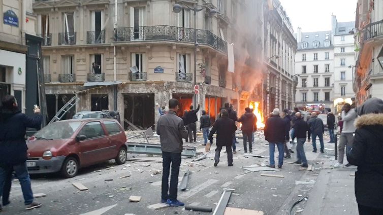 Explosão, padaria, Paris