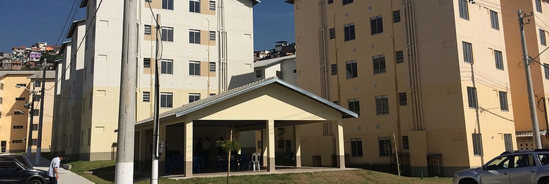 Residencial Zé Keti, do programa Minha Casa Minha Vida Imagens do Residencial Zé Keti, do programa Minha Casa Minha Vida, no Rio de Janeiro, entregue pela presidenta Dilma Rousseff em 30/05/2014.